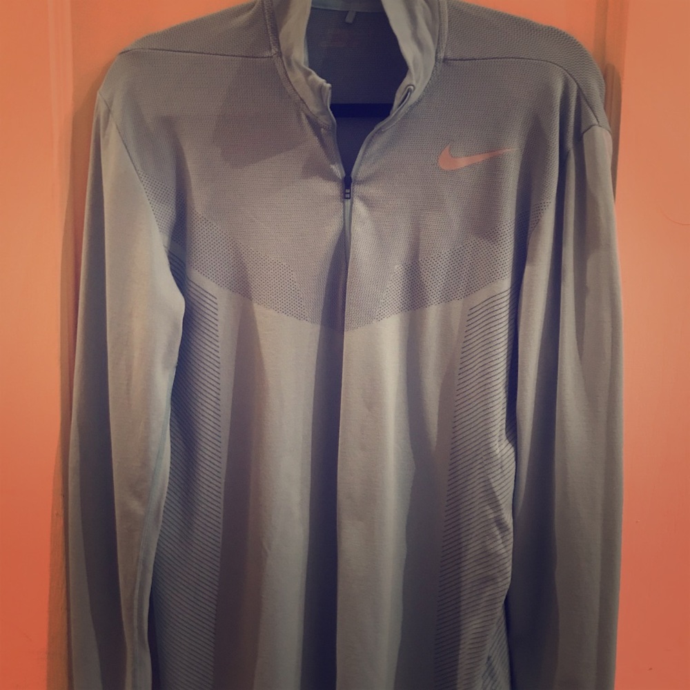 NikeGolf Dri-Fit Sweatshirt!